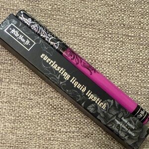 Kat Von D Everlasting Liquid Lipstick - Bold Fuchsia